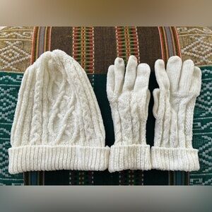 DENVER Hayes Knit Toque and Gloves Set